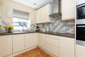 Photo 8- click for photo gallery